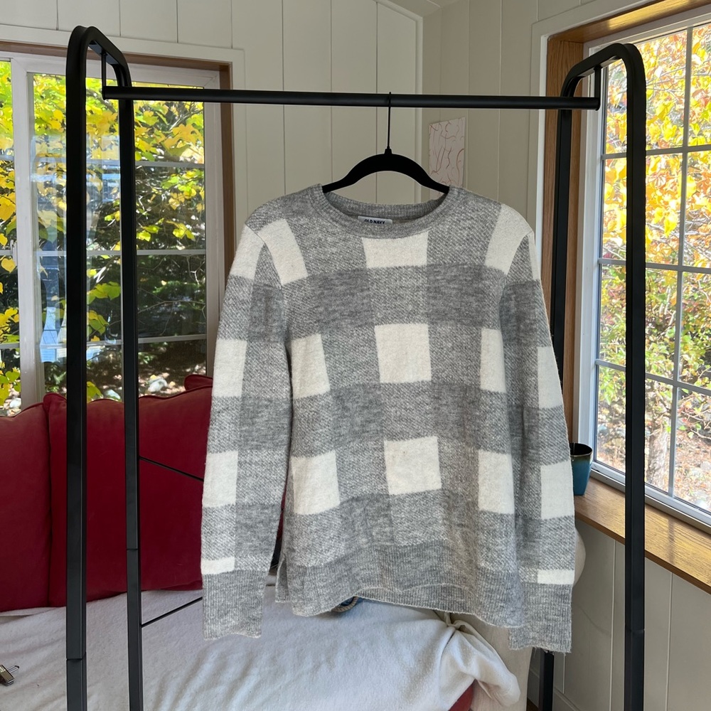 Womens Old Navy Sweater